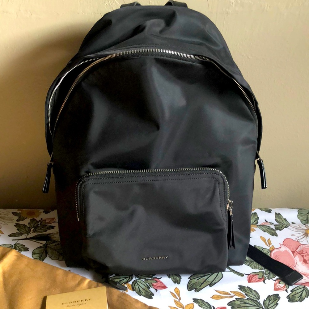 Burberry Nylon Abbeydale Simple Backpack Black